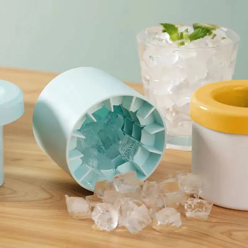 Small Ice Cubes Maker